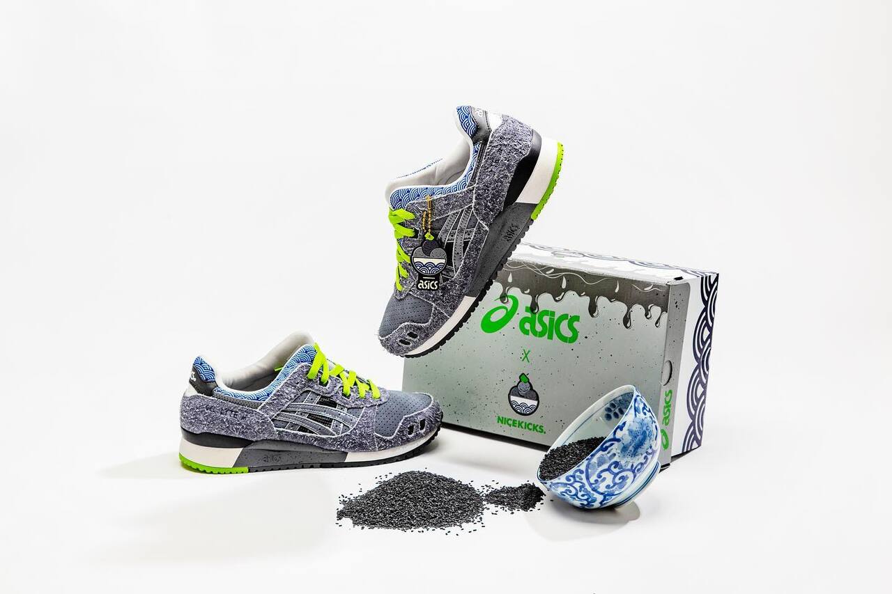 NICE KICKS x ASICS GEL LYTE III OG BLACK SESAME NICE KICKS x ASICS GEL LYTE III OG BLACK SESAME