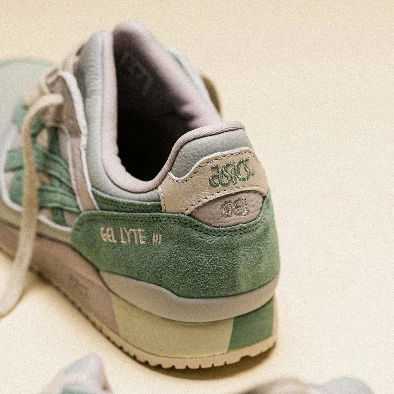 ASICS GEL LYTE III OG LIGHT SAGE ASICS GEL LYTE III OG LIGHT SAGE