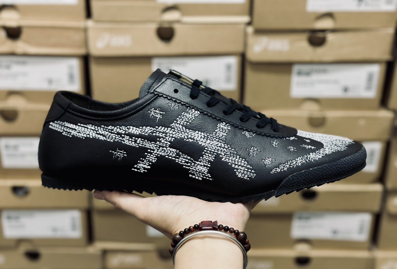 ONITSUKA MEXICO 66 DELUXE BLACK WHITE
