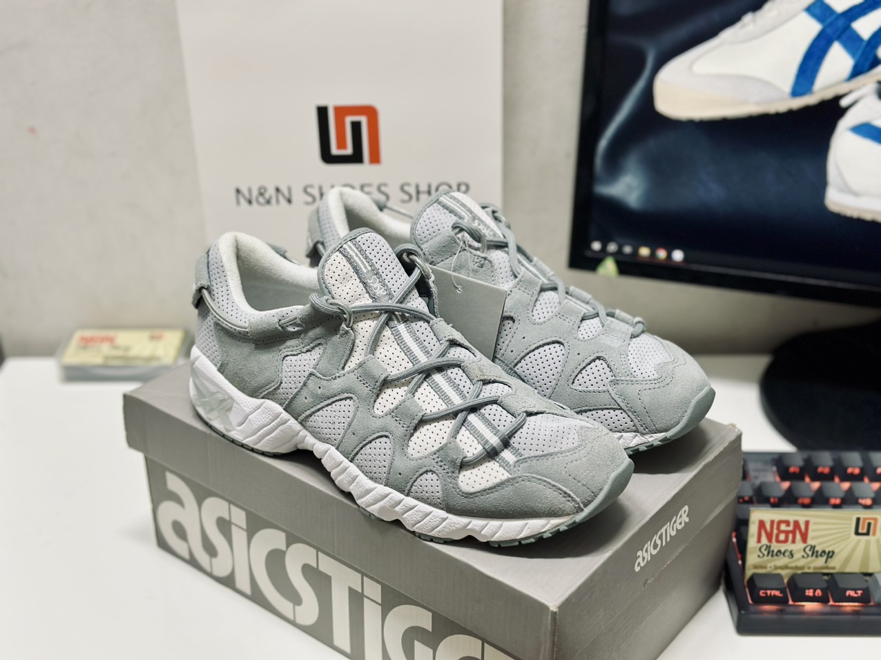 ASICS GEL MAI MID GREY ASICS GEL MAI MID GREY
