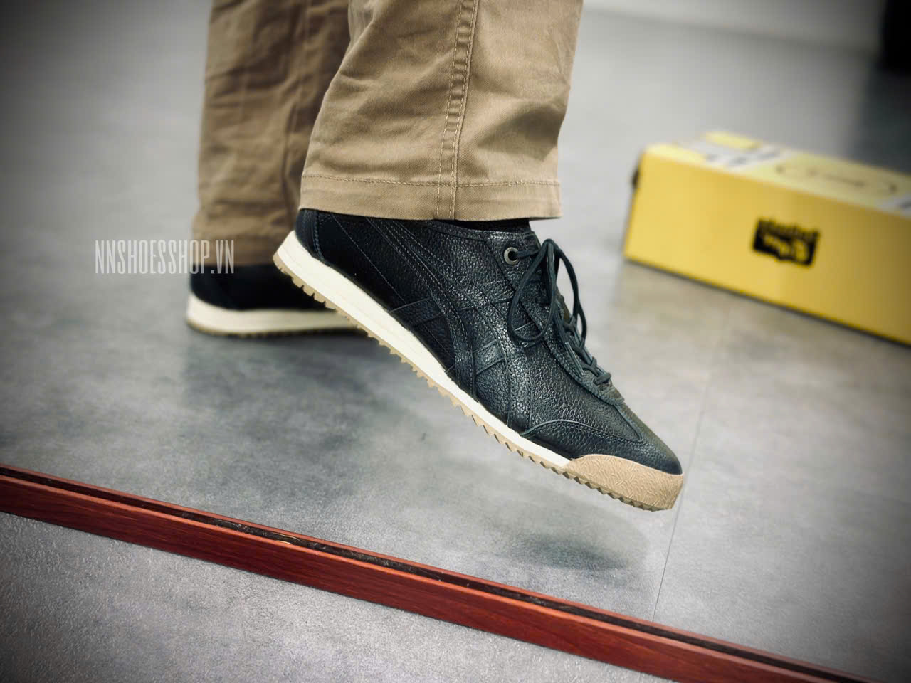 ONITSUKA MEXICO 66 SD GRAPHITE GREY ONITSUKA MEXICO 66 SD GRAPHITE GREY